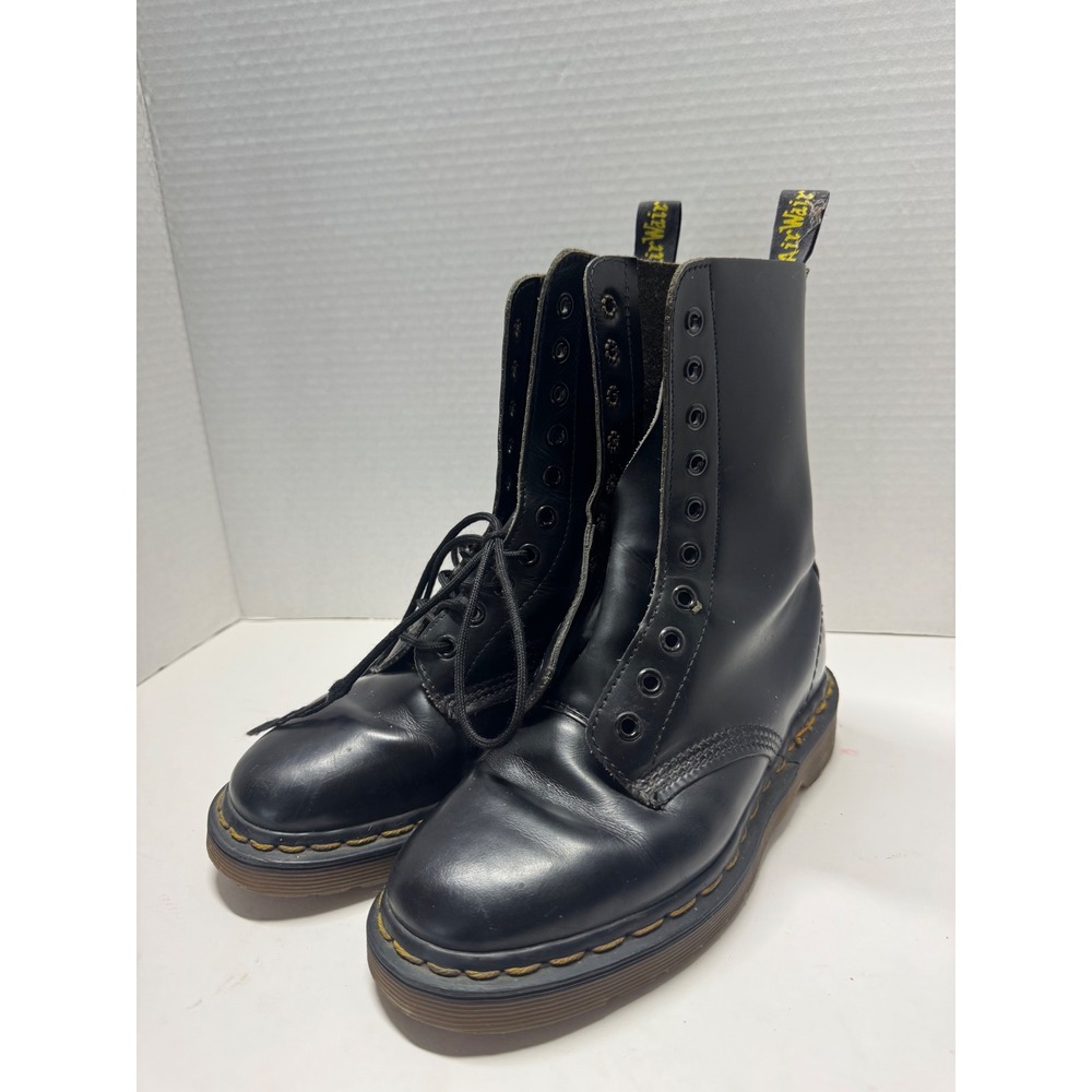 Dr. Martens 1490 Vintage Made in England Black Leather 10 Eyelet Boots‎ Women 7